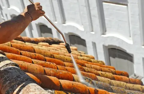 Nettoyage de toitures - Combrit